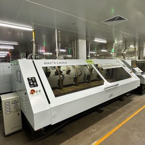 Routing machine